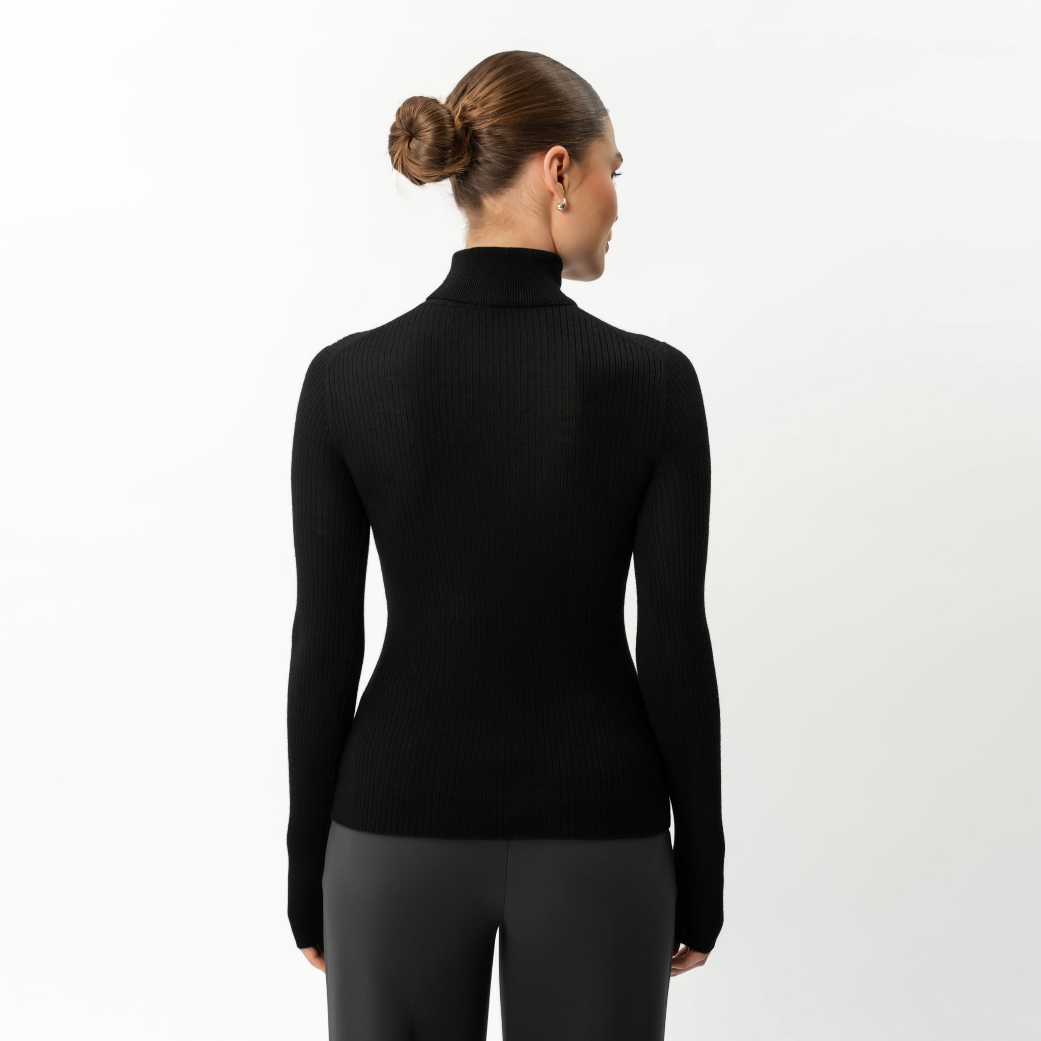 Merino Wool Ribbed Turtleneck - Ninepine