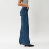 Relaxed ComfortDenim™ Jeans - Ninepine