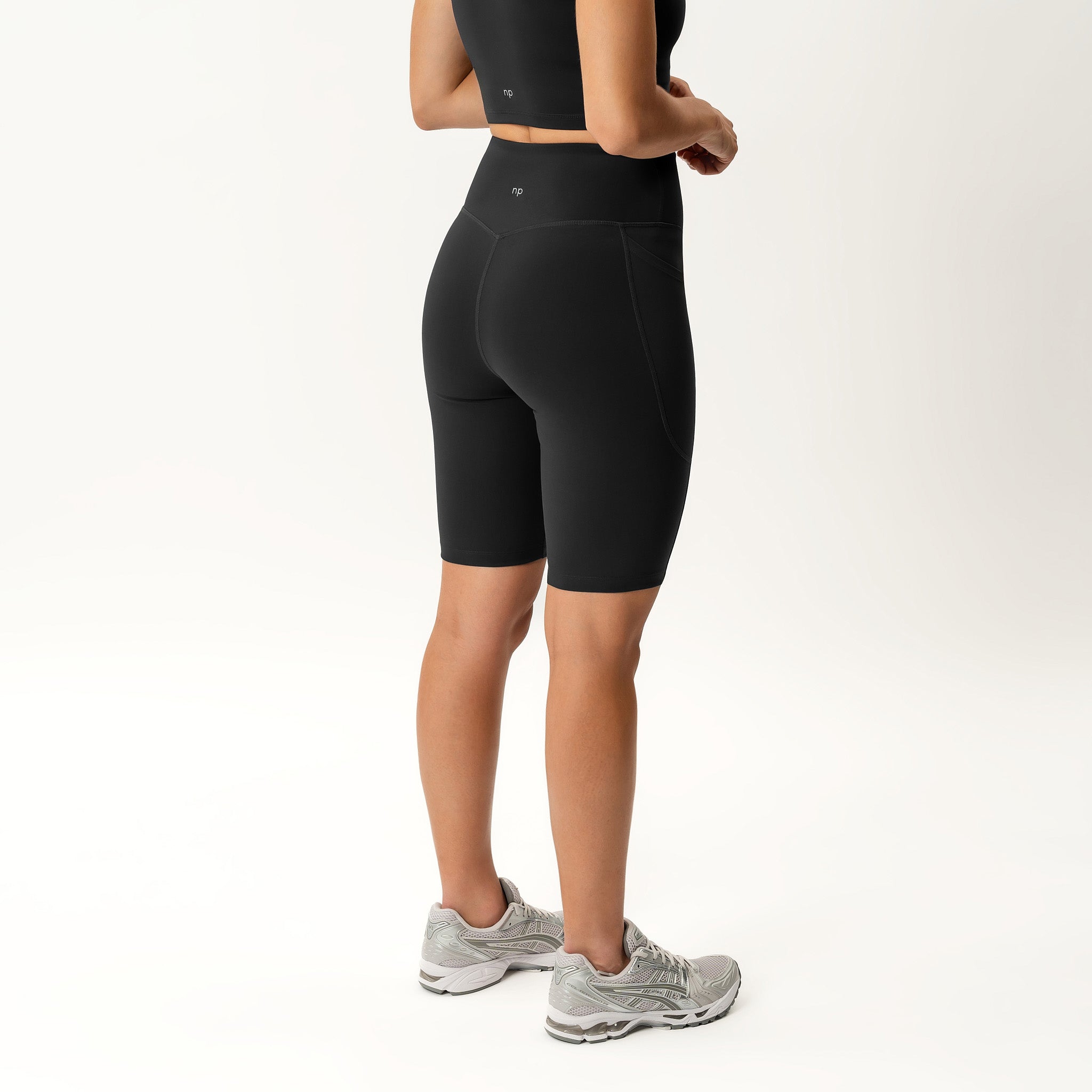 Asana Pocket Biker Short - Ninepine